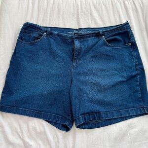 Gloria Vanderbilt Amanda Jean Shorts